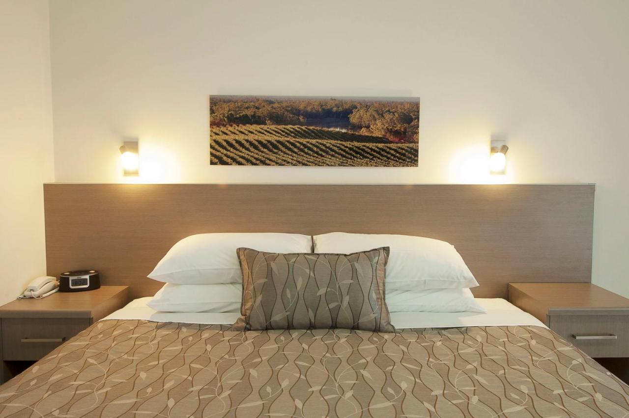 Loxton Community Hotel Motel Ngoại thất bức ảnh