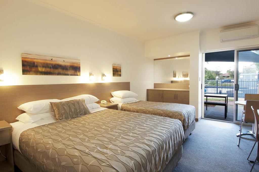 Loxton Community Hotel Motel Ngoại thất bức ảnh