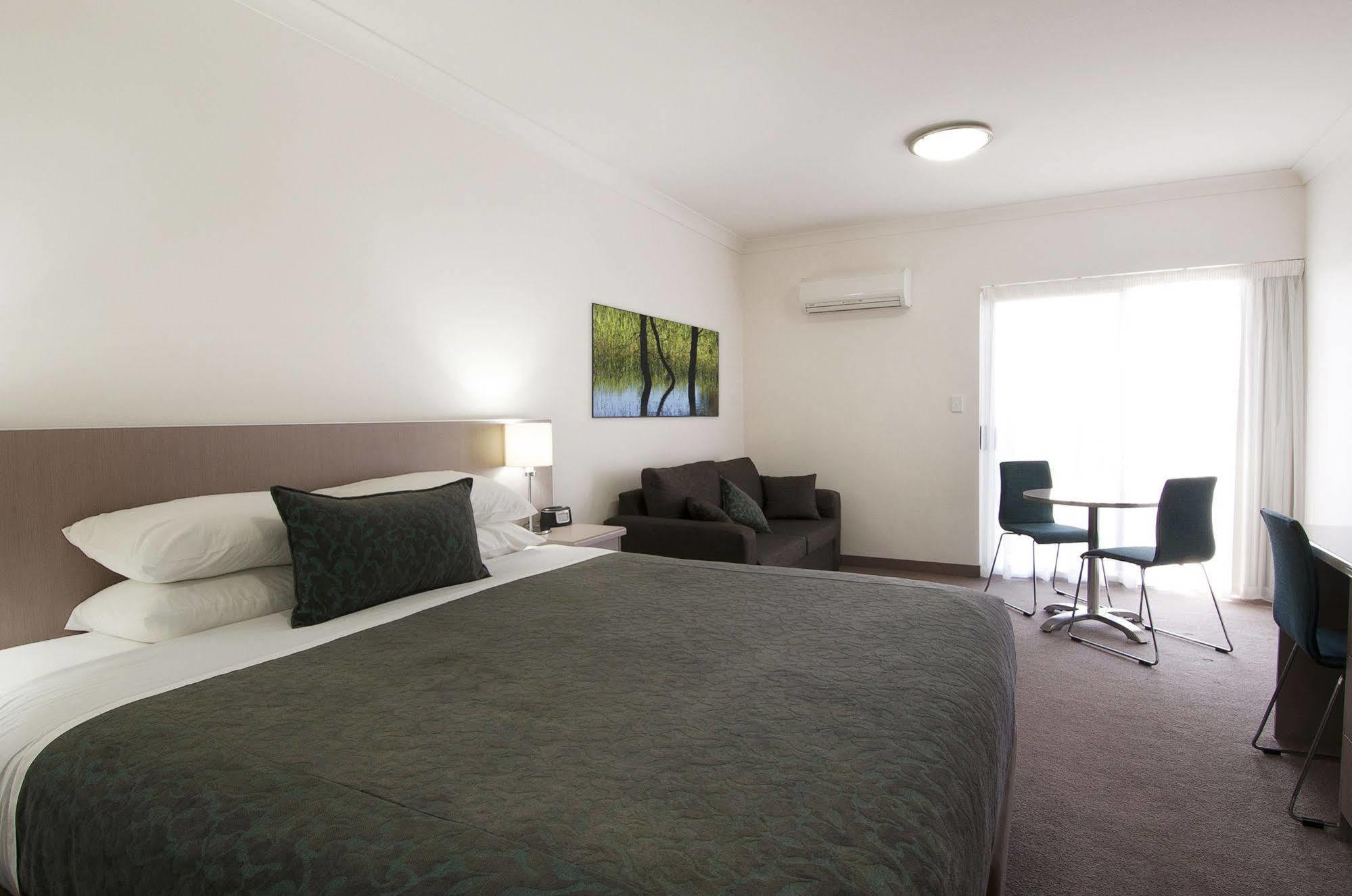 Loxton Community Hotel Motel Ngoại thất bức ảnh