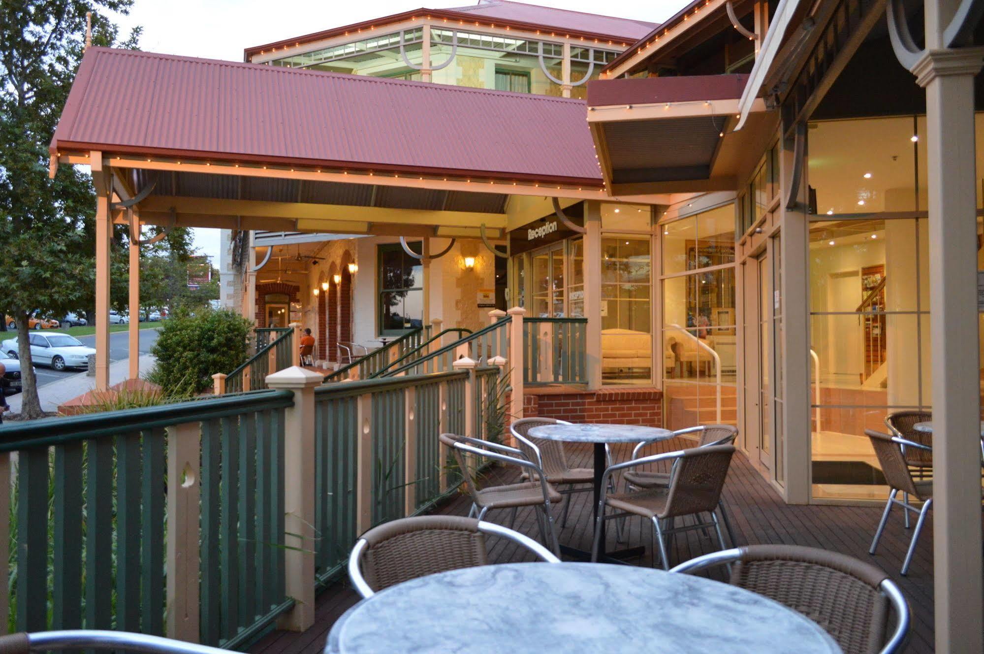 Loxton Community Hotel Motel Ngoại thất bức ảnh